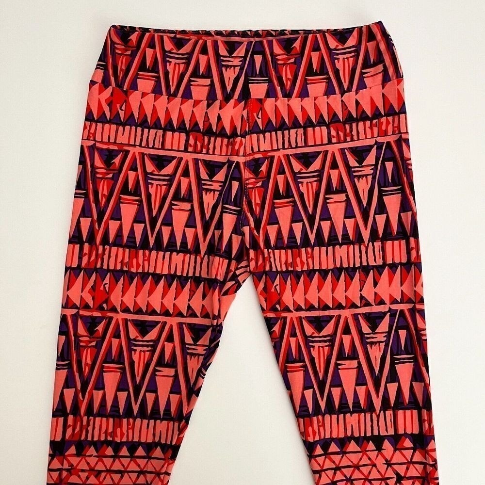 LuLaRoe Red & Purple Geometric Pattern Leggings, Lularoe Patterned Leggings Q9 - Picture 2 of 7
